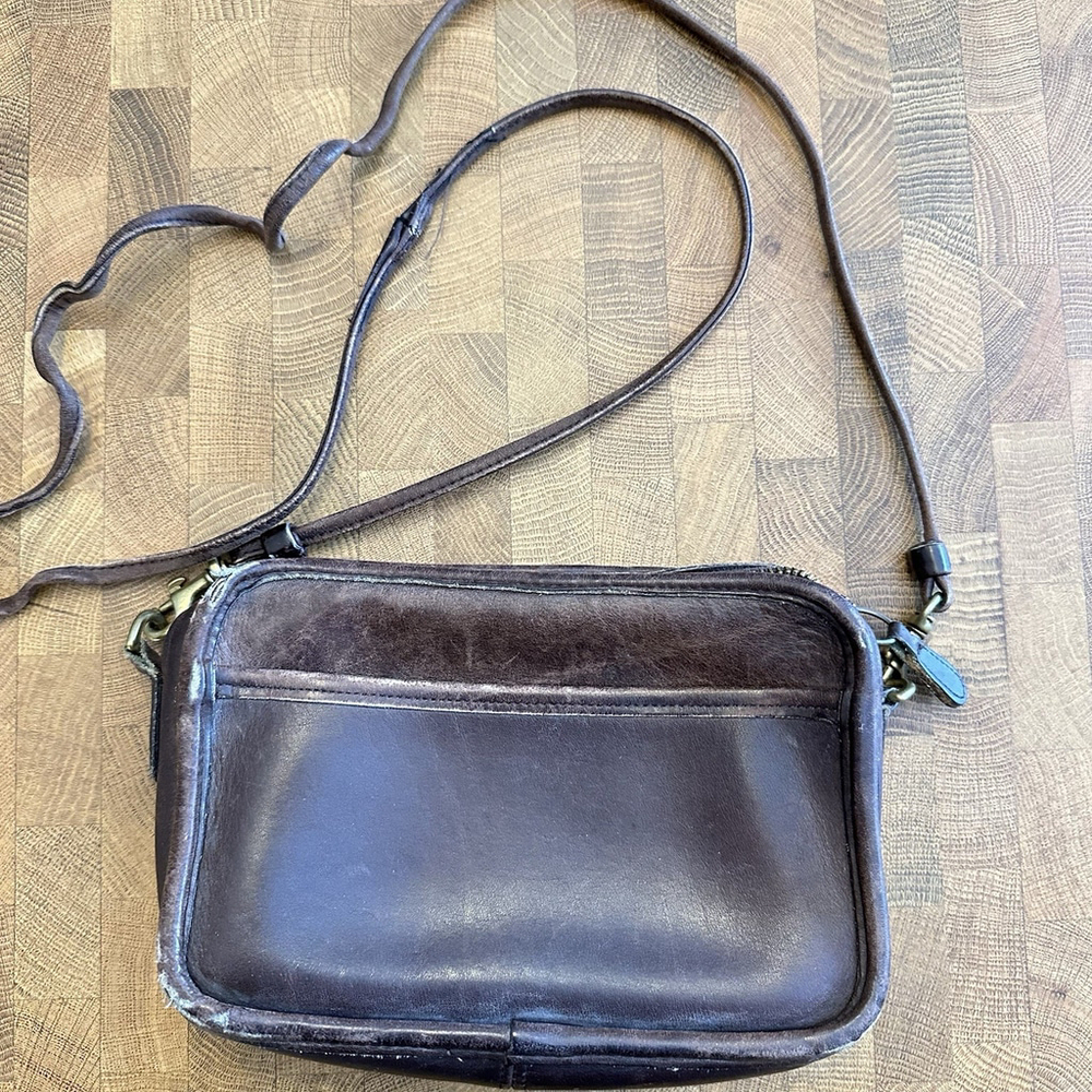 Vtg 1990s Coach 9925 Carnival British Tan Leather Top Zip Small Crossbody Bag